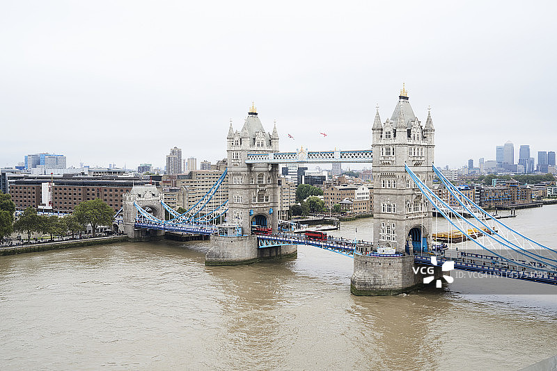 英国伦敦塔桥鸟瞰图图片素材