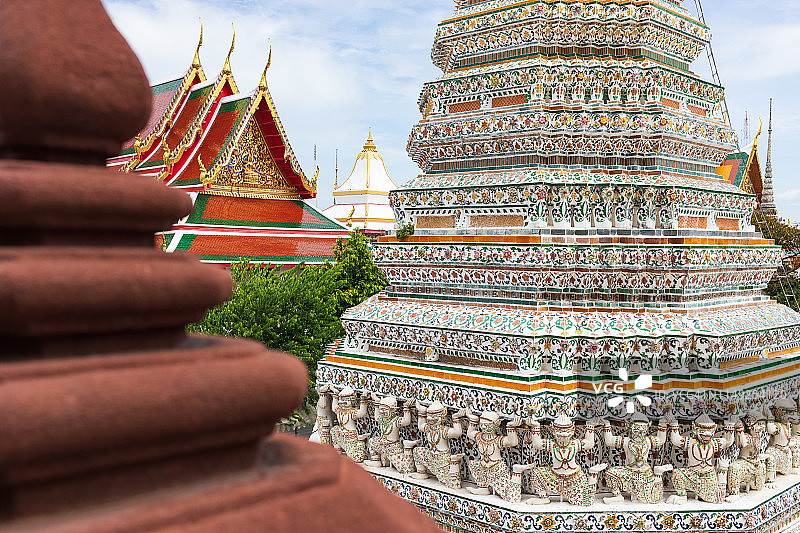 泰国曼谷的佛塔。佛教寺庙。图片素材