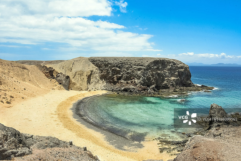 西班牙加那利群岛南兰萨罗特的帕帕加约海滩图片素材