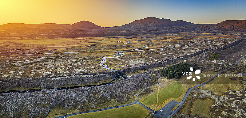 中大西洋脊，Almannagja裂缝，Thingvellir国家公园，冰岛图片素材