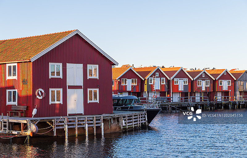 Smögen岛上的船屋。位于瑞典西海岸群岛Bohuslän的一个小渔村图片素材
