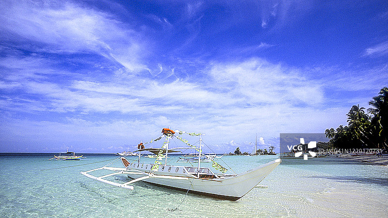 菲律宾长滩岛的白滩图片素材