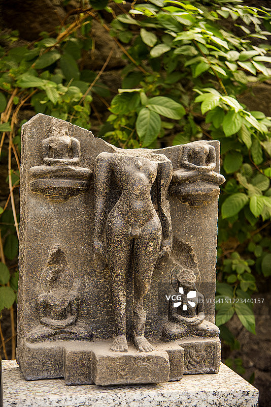 印度多拉塔巴德堡的古代石雕。图片素材