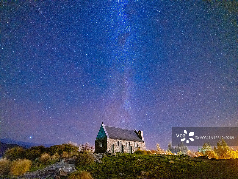 银河和砖石教堂，教堂的好牧人，特卡波，新西兰图片素材