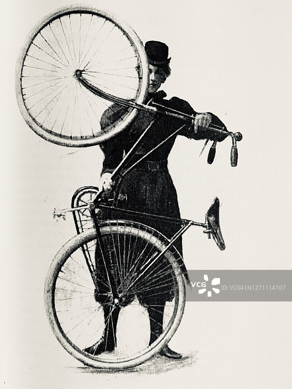 扶着自行车的女人图片素材