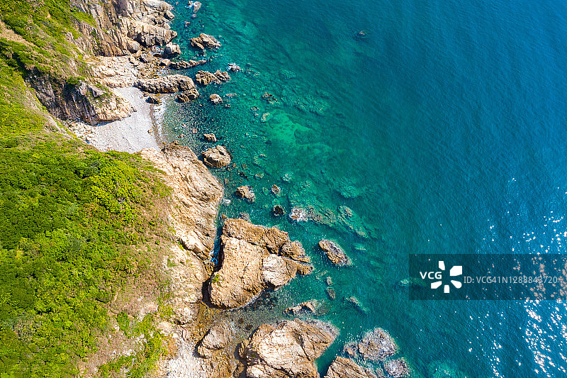 香港世界地质公园的海滩景色，塔门或草岛图片素材