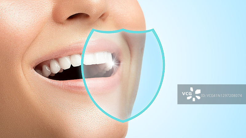 用良好的卫生、产品和牙齿护理保护牙齿图片素材