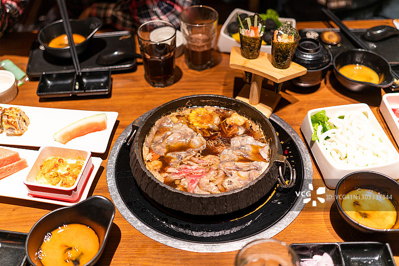 日本寿喜烧晚饭图片素材