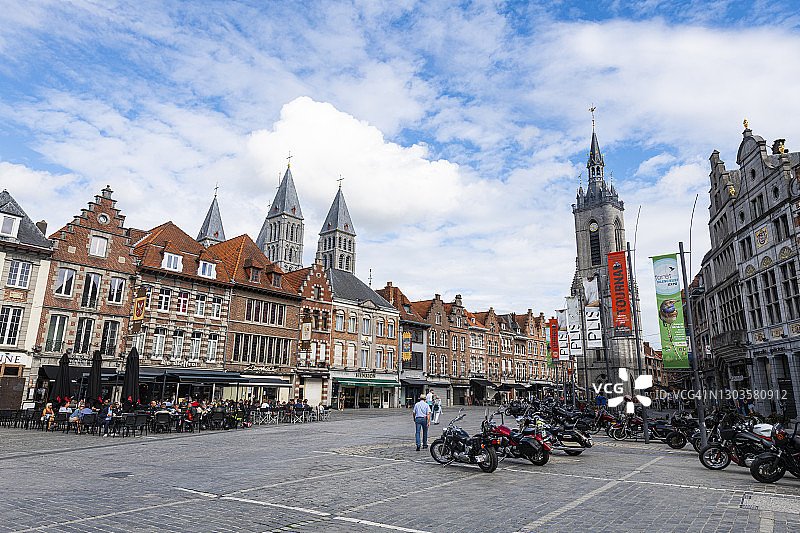 市场广场和图尔奈大教堂，联合国教科文组织世界遗产地，比利时，欧洲图片素材