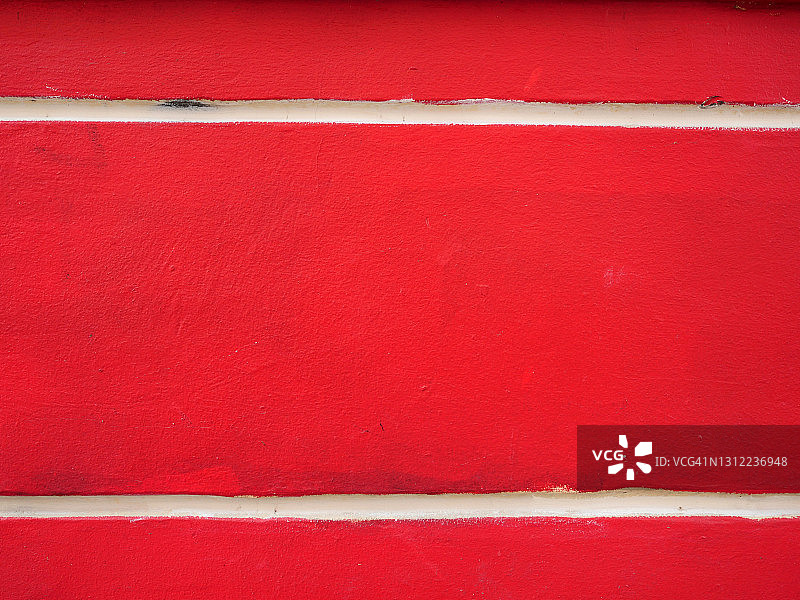 巴黎的红白相间的空墙图片素材