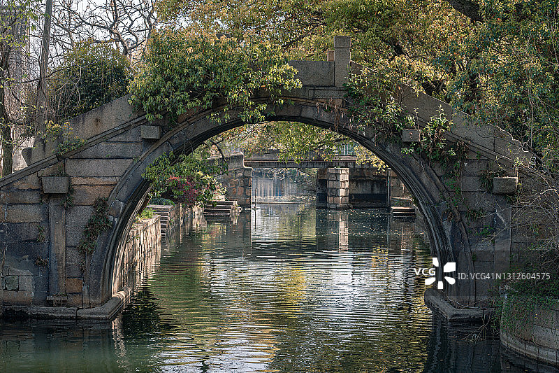 丽丽村是中国江苏省苏州市西南部的一个历史悠久的运河小镇图片素材