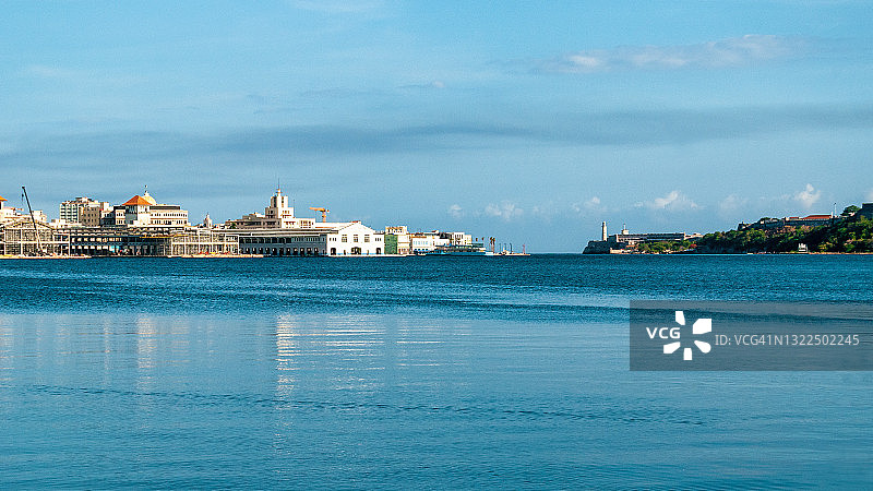 从古巴雷格拉镇看到的哈瓦那湾图片素材