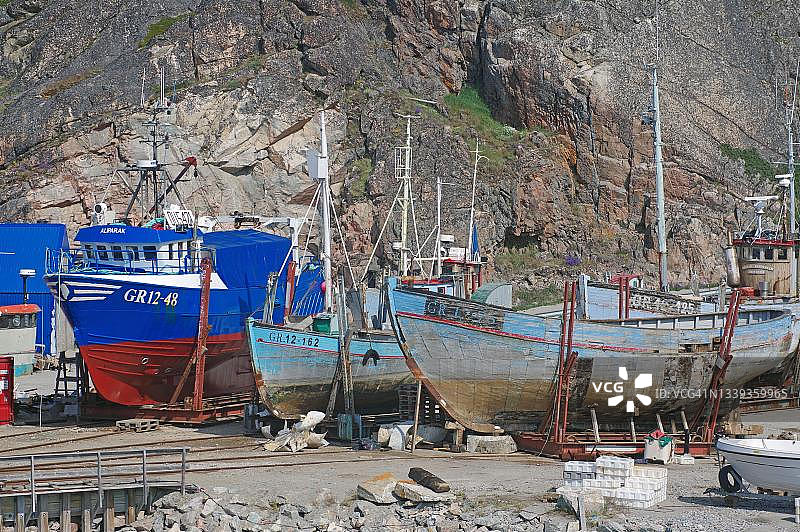 船厂的渔船，岩石，修理，伊卢利萨特，格陵兰，丹麦图片素材