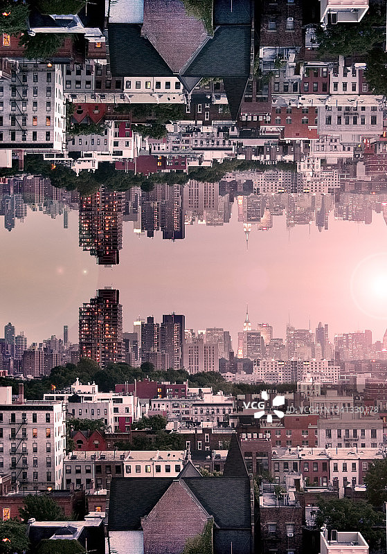 在纽约曼哈顿，屋顶在日落时翻倒图片素材