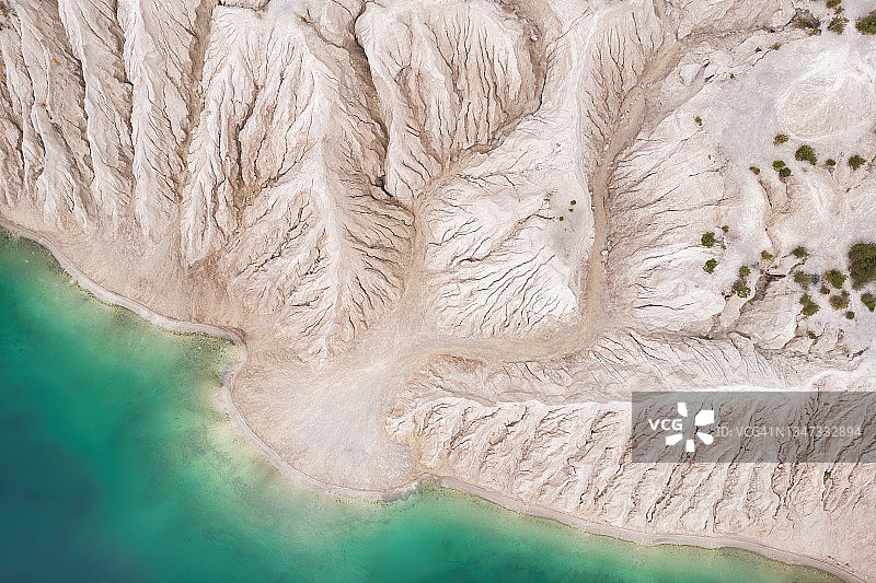 高岭土采石场和它的湖图片素材