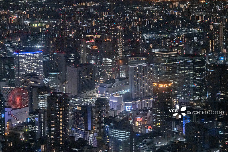 从飞机上看日本大阪市图片素材