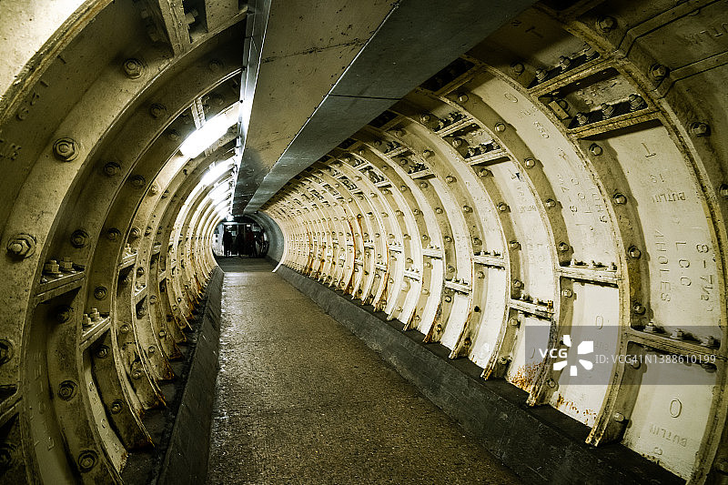 泰晤士河下的格林威治脚隧道图片素材