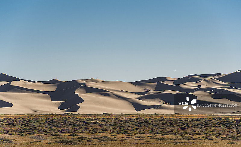 戈壁沙漠的大沙丘图片素材