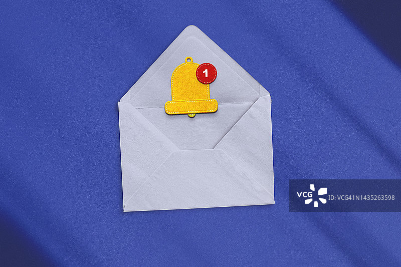 白色信封通知电子邮件的概念图片素材