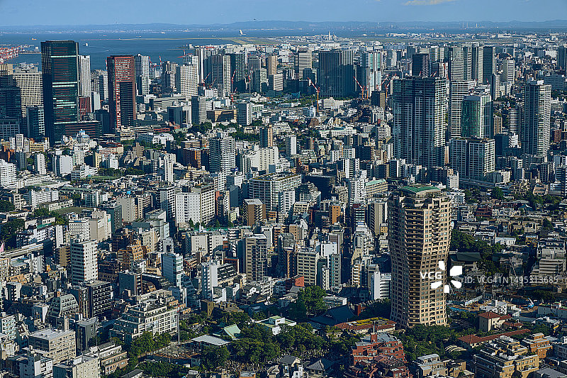 东京城市白天的天际线图片素材