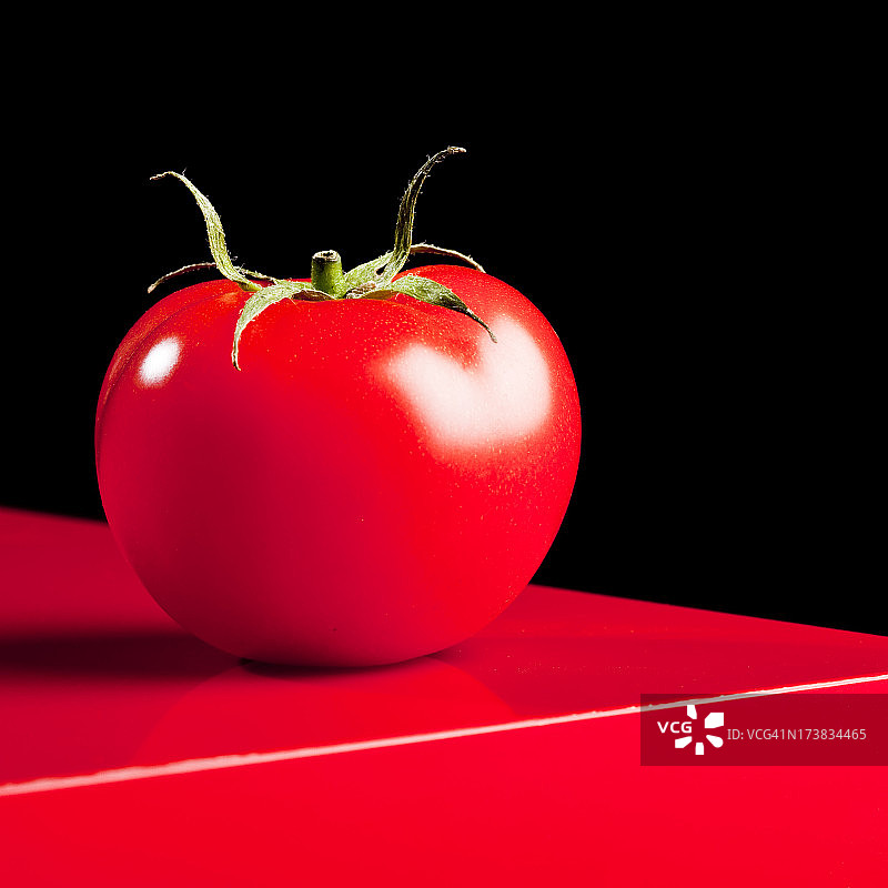 新鲜的番茄图片素材