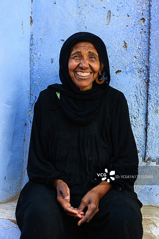 埃及南部的穆斯林老妇人图片素材