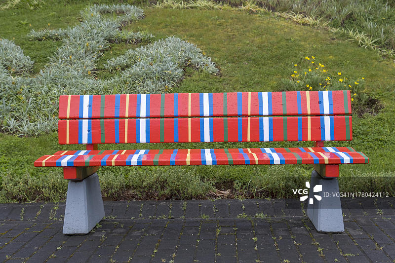 彩色长凳，马德拉，葡萄牙图片素材