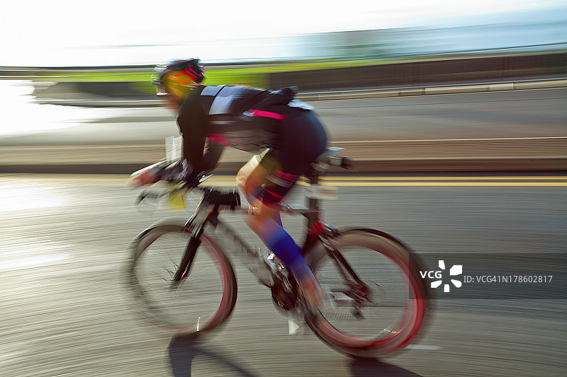 Athlet骑自行车图片素材