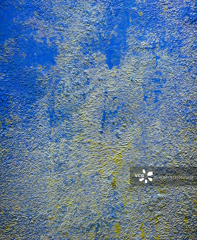 Grunge纹理墙与蓝色油漆图片素材