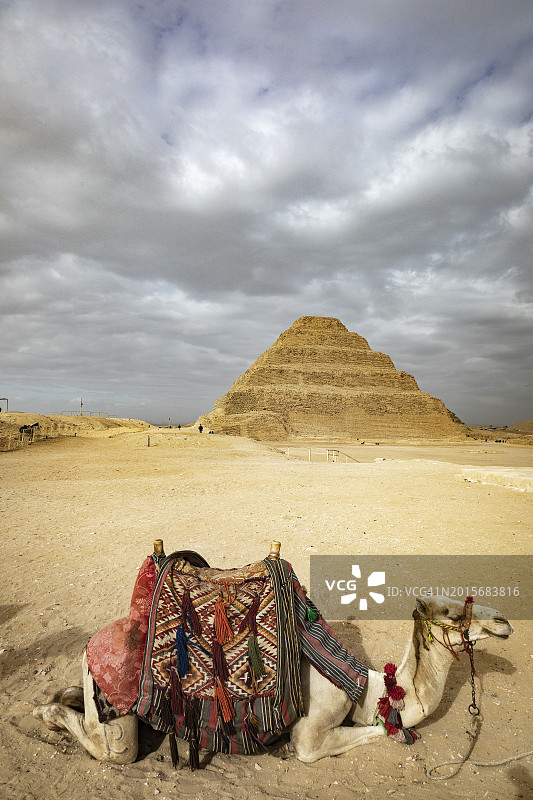 塞加拉乔泽阶梯金字塔。El开罗。埃及图片素材