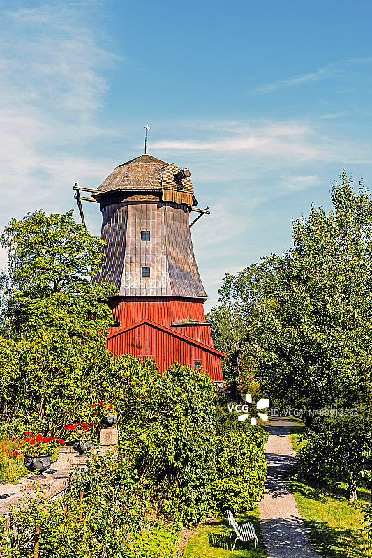 荷兰式古风车图片素材