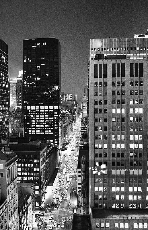 纽约第五大道。黑色和白色图片素材