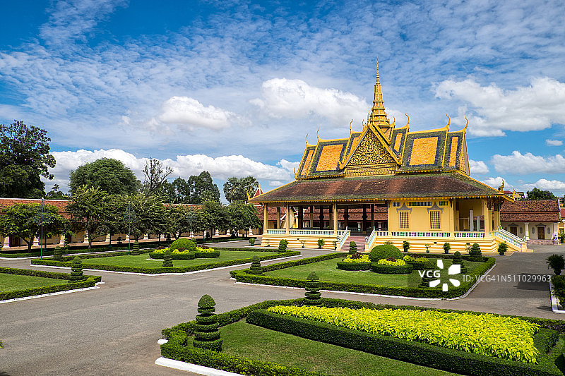 柬埔寨-皇宫和银塔图片素材