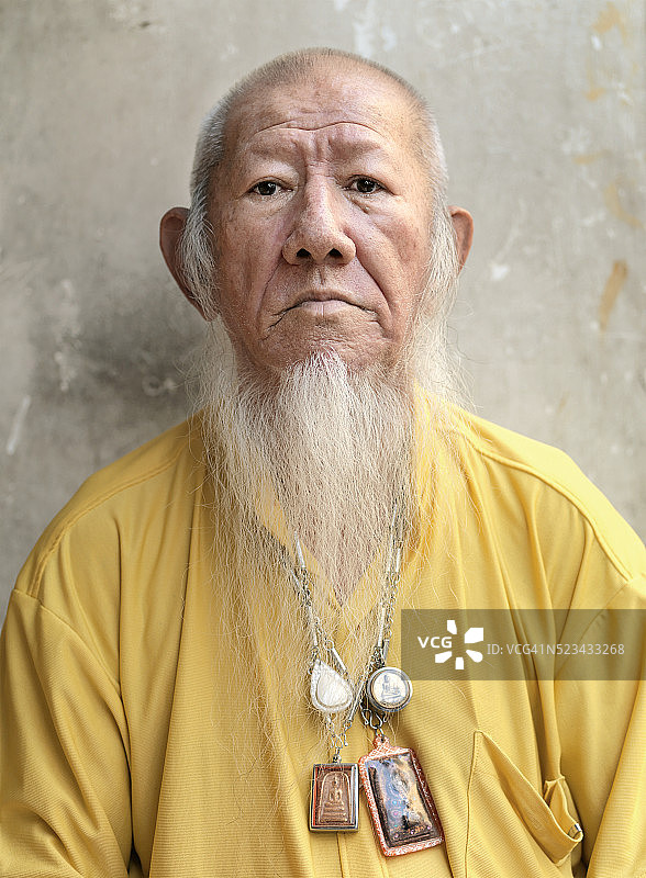 中国算命先生的肖像。图片素材