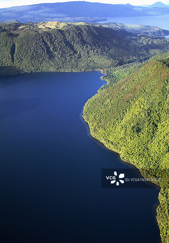 新西兰北岛的罗托卡卡希湖图片素材
