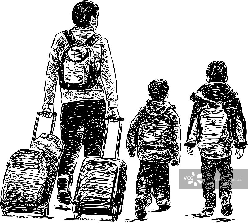 这位父亲带着他的孩子们去旅行图片素材