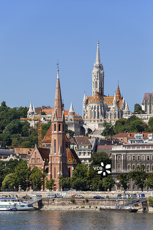 匈牙利，布达佩斯，布达加尔文教堂和马提亚教堂图片素材