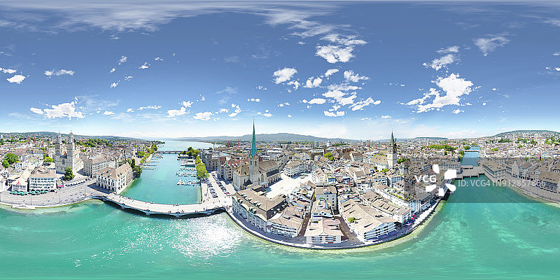 360°鸟瞰图苏黎世老城，Grossmunster和Fraumunster图片素材