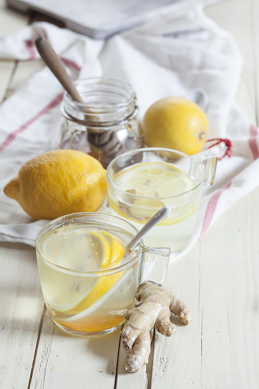 热柠檬姜冲剂与蜂蜜图片下载