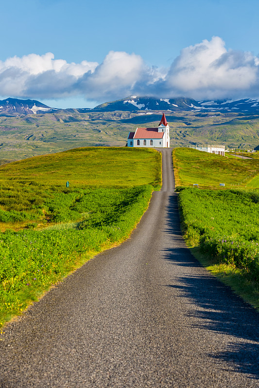 冰岛公路马路教堂图片素材