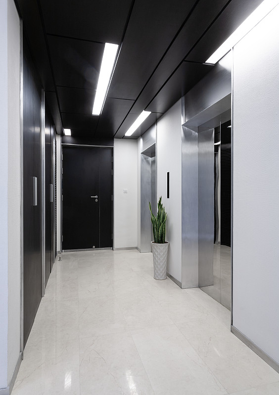 现代公寓电梯厅图片素材