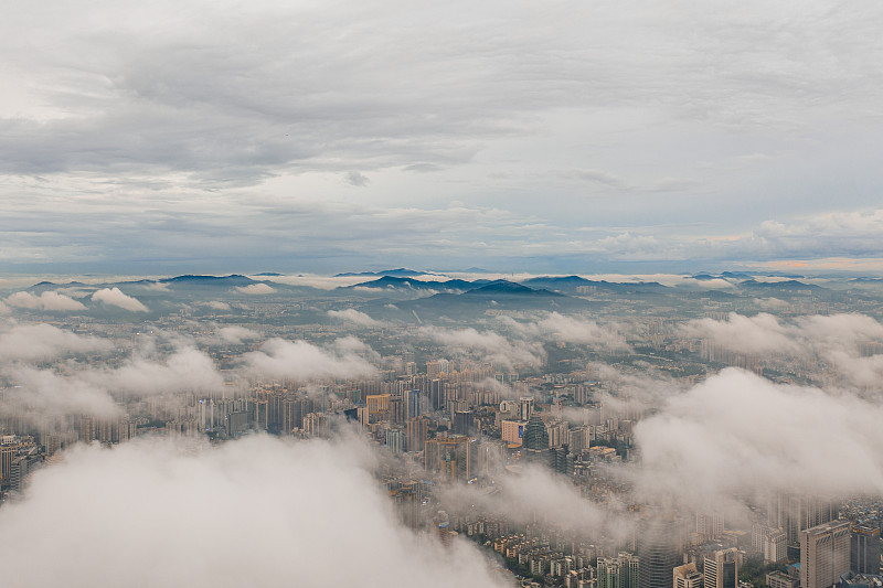 航拍，广州，平流雾日落城市风光，壁纸天空，建筑，天河珠江新城图片下载