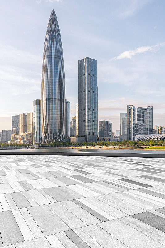 深圳现代建筑与砖地广场路面图片下载