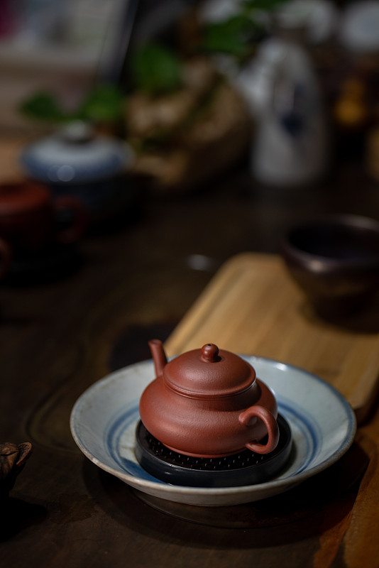 茶室里的紫砂茶壶图片下载
