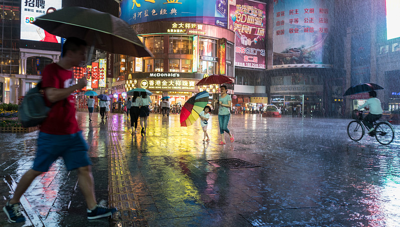 中国下雨天气图片下载