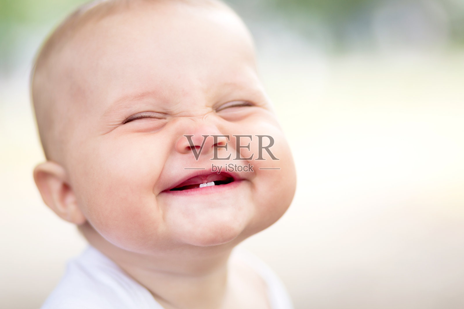 美丽的微笑可爱的宝宝照片摄影图片