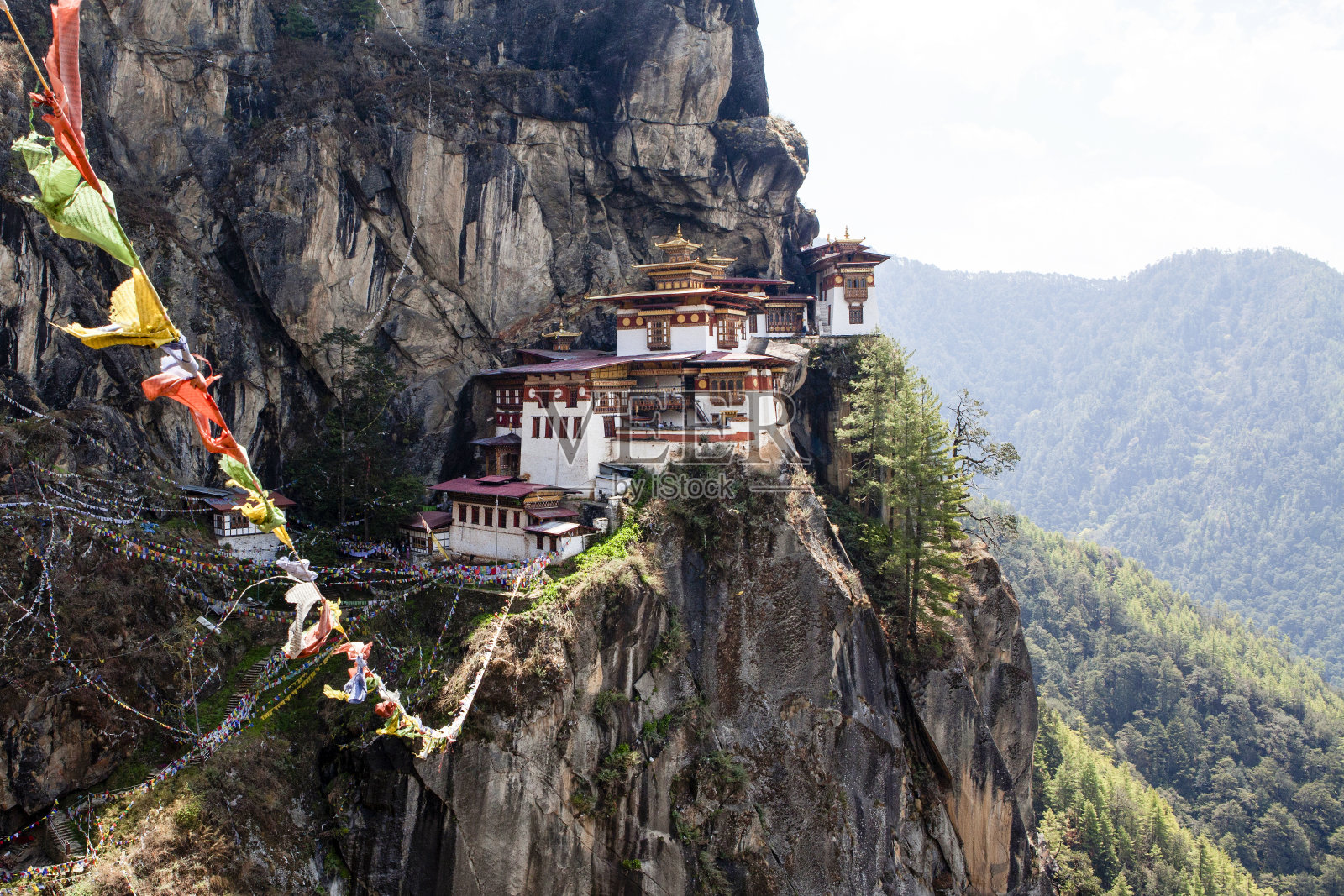 Taktshang Goemba(虎穴)在不丹西部-亚洲照片摄影图片