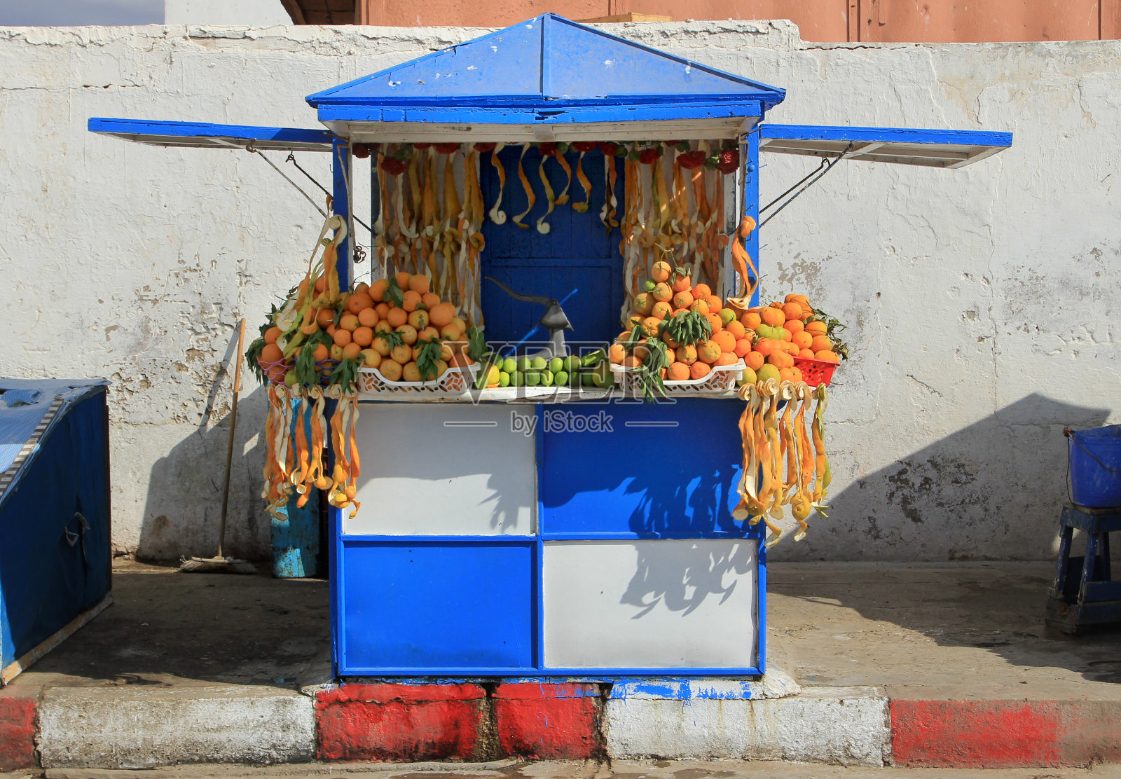 摩洛哥埃索维拉的橙汁摊照片摄影图片
