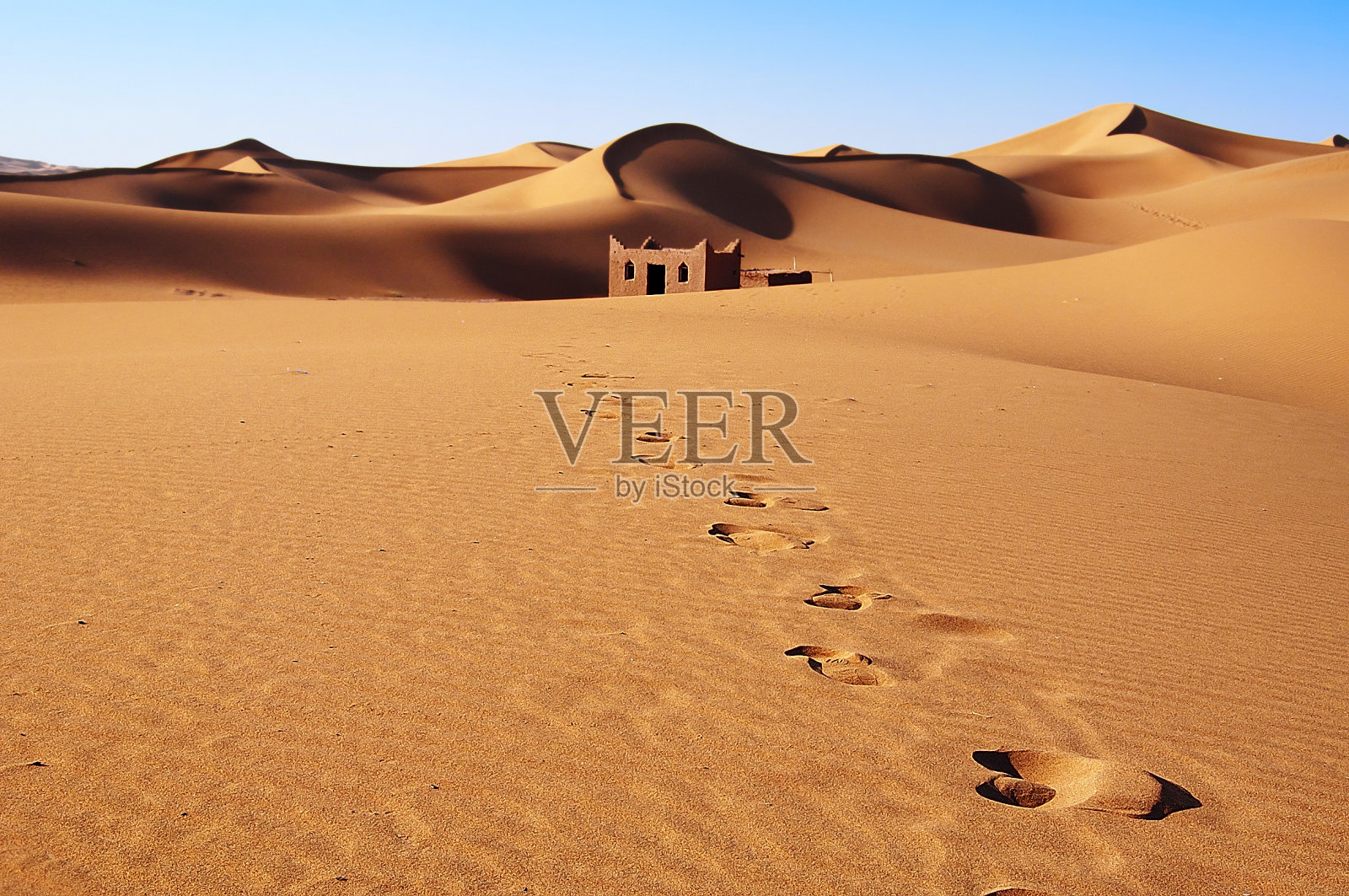撒哈拉沙漠的沙丘照片摄影图片