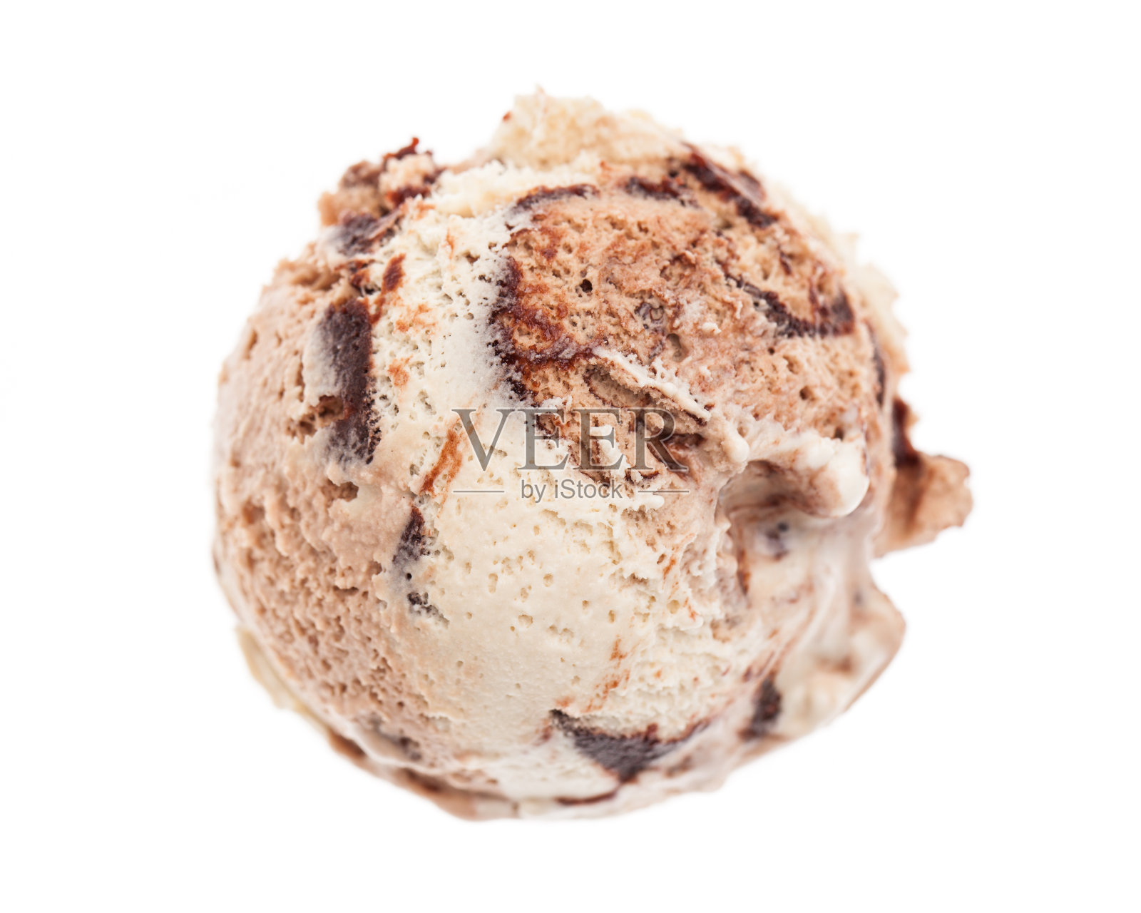 一勺提拉米苏冰淇淋孤立在白色背景上照片摄影图片